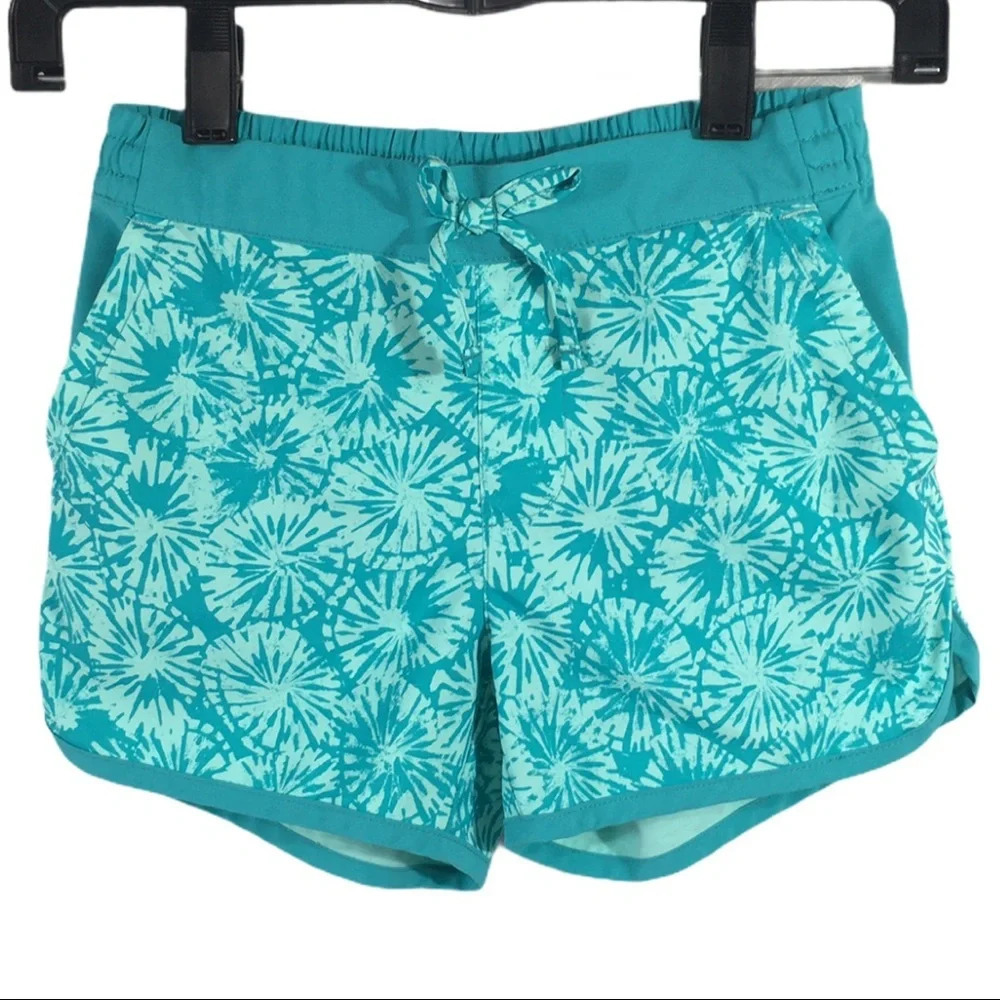 BY140 Columbia Omni Shade UV Protectant Shorts 7/8